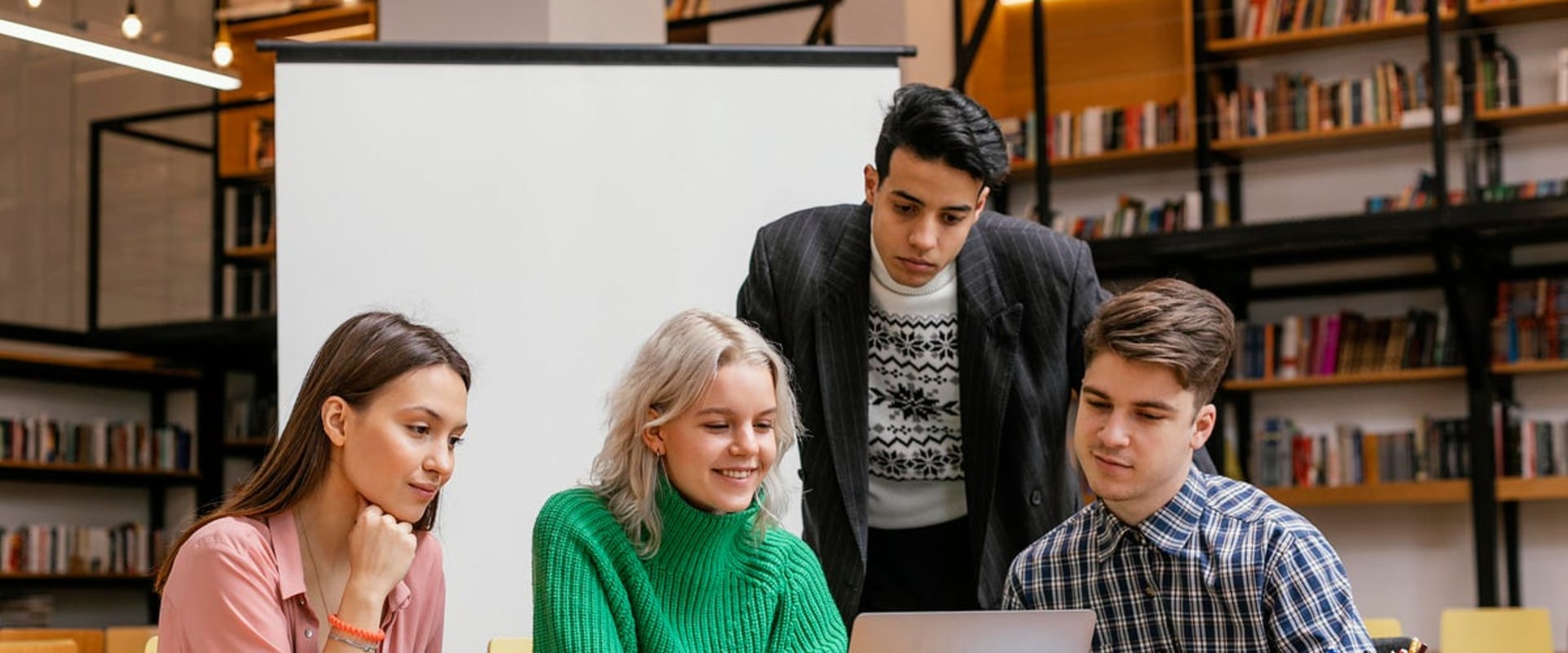 Identifying Gaps in Current Knowledge: A Comprehensive Guide for UK Students Writing Dissertations